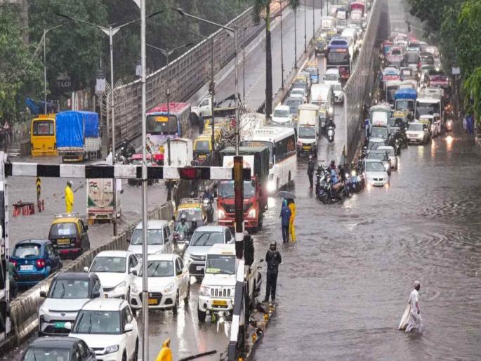 Blaming unprecedented rains is a loophole invented by the government apparatus | बेजबाबदार यंत्रणा झोपून राहिली, चूक पावसाची कशी? Blaming unprecedented rains is a loophole invented by the government apparatus | बेजबाबदार यंत्रणा झोपून राहिली, चूक पावसाची कशी?