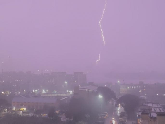 heavy Rain in mumbai Thane along with the suburbs | Mumbai Rains: मुंबईला पावसाने झोडपलं; उपनगरांसह ठाण्यातही मुसळधार बरसला! heavy Rain in mumbai Thane along with the suburbs | Mumbai Rains: मुंबईला पावसाने झोडपलं; उपनगरांसह ठाण्यातही मुसळधार बरसला!