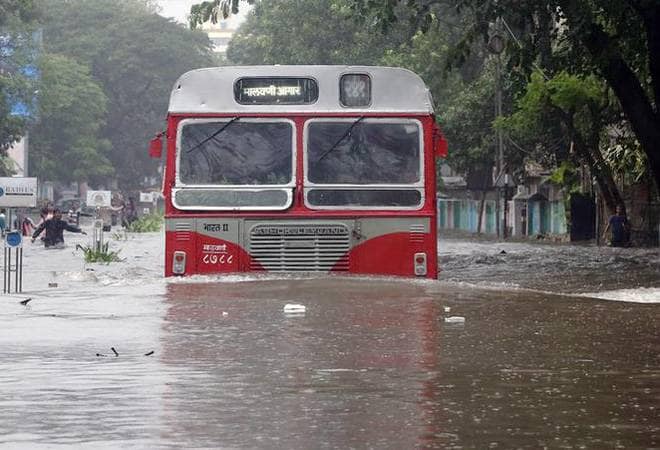 Risk of viral due to rainfall; Take care! | पावसामुळे व्हायरलचा धोका; काळजी घ्या!