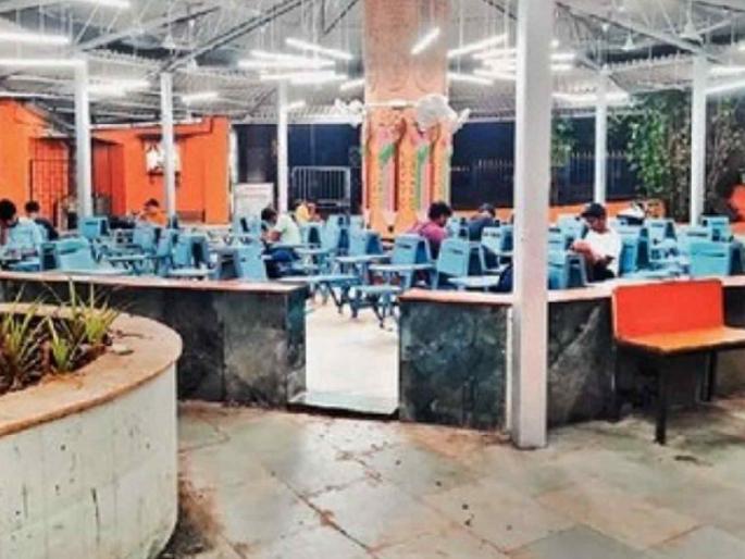 Water scarcity in the municipality study room The students facing issues but municipal officials-employees neglected | पालिकेच्या अभ्यासिकेत पाणीबाणी; विद्यार्थ्यांची तारांबळ; पालिका अधिकारी-कर्मचाऱ्यांचे दुर्लक्ष Water scarcity in the municipality study room The students facing issues but municipal officials-employees neglected | पालिकेच्या अभ्यासिकेत पाणीबाणी; विद्यार्थ्यांची तारांबळ; पालिका अधिकारी-कर्मचाऱ्यांचे दुर्लक्ष