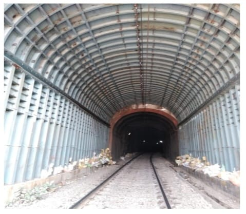 no stone will fall into the tunnel mail express will run smoothly | घाटात दगड पडणार नाही; मेल, एक्स्प्रेस सुसाट धावणार no stone will fall into the tunnel mail express will run smoothly | घाटात दगड पडणार नाही; मेल, एक्स्प्रेस सुसाट धावणार