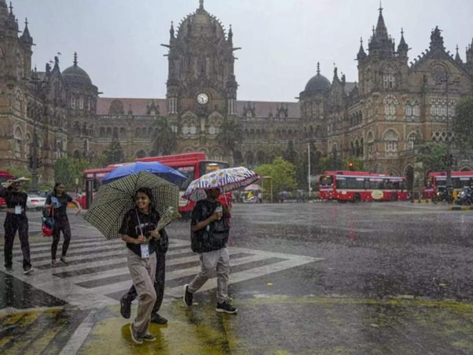 weather forecast Heavy rain will continue in Mumbai today alert in city and suburbs | मुंबईत आजही पावसाचे थैमान कायम राहणार; शहर आणि उपनगरांमध्ये मुसळधार पाऊस कोसळण्याचा इशारा weather forecast Heavy rain will continue in Mumbai today alert in city and suburbs | मुंबईत आजही पावसाचे थैमान कायम राहणार; शहर आणि उपनगरांमध्ये मुसळधार पाऊस कोसळण्याचा इशारा