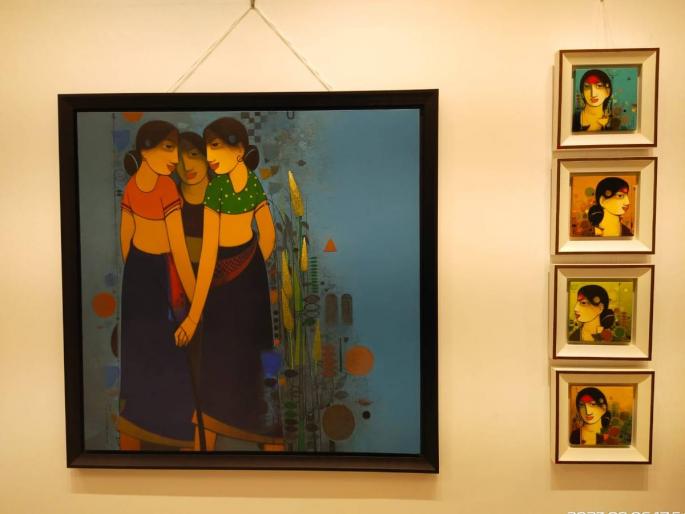 Exhibition of Raan paintings at Jahangir Art Gallery natural colors of Anand Panchal's brush | जहांगीर आर्ट गॅलरीमध्ये 'रान'चित्रांचे प्रदर्शन; आनंद पांचाळ यांच्या कुंचल्यातून अवतरले निसर्गरंग Exhibition of Raan paintings at Jahangir Art Gallery natural colors of Anand Panchal's brush | जहांगीर आर्ट गॅलरीमध्ये 'रान'चित्रांचे प्रदर्शन; आनंद पांचाळ यांच्या कुंचल्यातून अवतरले निसर्गरंग