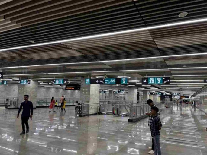 Go directly to the airport by subway Walkway from International Airport Terminal 2 | भुयारी मेट्रोतून थेट जा विमानतळावर! आंतरराष्ट्रीय विमानतळ टर्मिनल २ पासून वॉकवे Go directly to the airport by subway Walkway from International Airport Terminal 2 | भुयारी मेट्रोतून थेट जा विमानतळावर! आंतरराष्ट्रीय विमानतळ टर्मिनल २ पासून वॉकवे