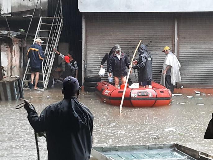 Jubilee River along the Panchaganga flooded, | पंचगंगेसह जयंती नदीला महापुर, १०१ ने वाचविले ३०० हून अधिकजणांचे प्राण Jubilee River along the Panchaganga flooded, | पंचगंगेसह जयंती नदीला महापुर, १०१ ने वाचविले ३०० हून अधिकजणांचे प्राण