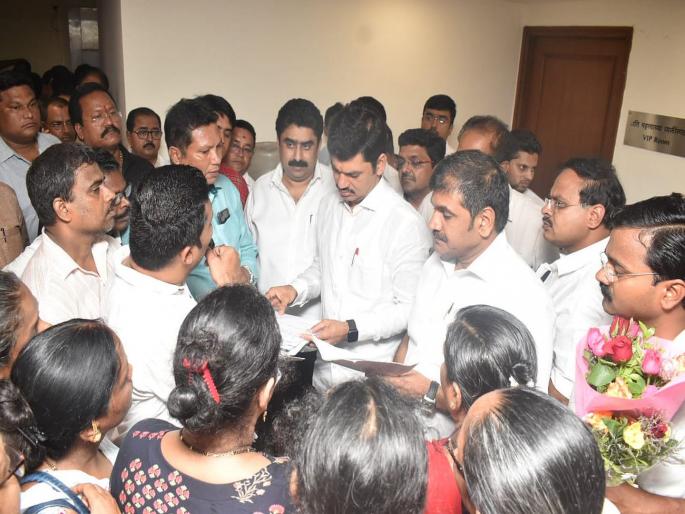 Dhananjay Munde will meet CM on the issue of HSC results | बारावीच्या निकालासंबंधी मुख्यमंत्र्यांची भेट घेणार - धनंजय मुंडे   Dhananjay Munde will meet CM on the issue of HSC results | बारावीच्या निकालासंबंधी मुख्यमंत्र्यांची भेट घेणार - धनंजय मुंडे