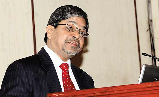 Instability in the name of religion: Bhalchandra Mungekar | धर्माच्या नावाने देशात अस्थिरता  : भालचंद्र मुणगेकर  Instability in the name of religion: Bhalchandra Mungekar | धर्माच्या नावाने देशात अस्थिरता  : भालचंद्र मुणगेकर