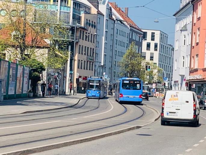 Our tension is lightening, so will you; Reassure Indians of the Marathi people in Munich | आमचा ताण हलका होतोय, तुमचाही होईल : म्युनिकमधील मराठी जनांचा भारतीयांना दिलासा Our tension is lightening, so will you; Reassure Indians of the Marathi people in Munich | आमचा ताण हलका होतोय, तुमचाही होईल : म्युनिकमधील मराठी जनांचा भारतीयांना दिलासा