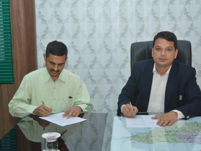 Jitendra Wagh take charge of Akola Municipal Commissioner | अकोला मनपा आयुक्तपदी जितेंद्र वाघ रुजू; जिल्हाधिकाऱ्यांच्या उपस्थिती स्वीकारला पदभार Jitendra Wagh take charge of Akola Municipal Commissioner | अकोला मनपा आयुक्तपदी जितेंद्र वाघ रुजू; जिल्हाधिकाऱ्यांच्या उपस्थिती स्वीकारला पदभार