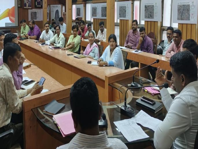 Kolhapur Municipal Corporation releases reservation on November 11, curiosity increases | कोल्हापूर महापालिकेसाठी ११ नोव्हेंबरला आरक्षण सोडत, उत्सुकता वाढली Kolhapur Municipal Corporation releases reservation on November 11, curiosity increases | कोल्हापूर महापालिकेसाठी ११ नोव्हेंबरला आरक्षण सोडत, उत्सुकता वाढली