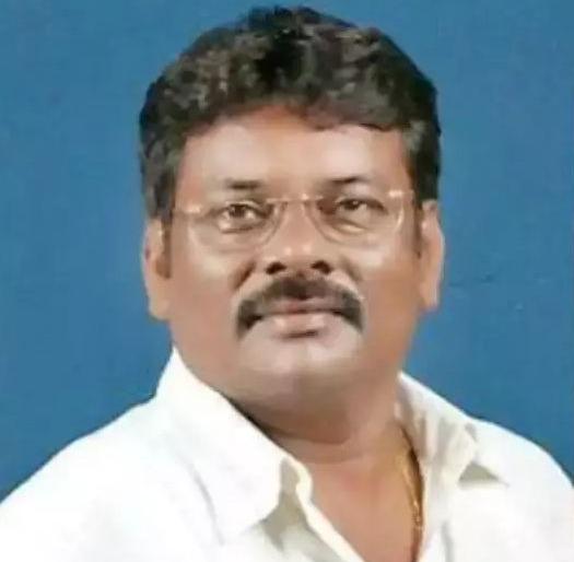 fighiting from Munna Yadav's son at MP sports festival in Nagpur | मुन्ना यादवच्या मुलाकडून खासदार क्रीडा महोत्सवात राडा