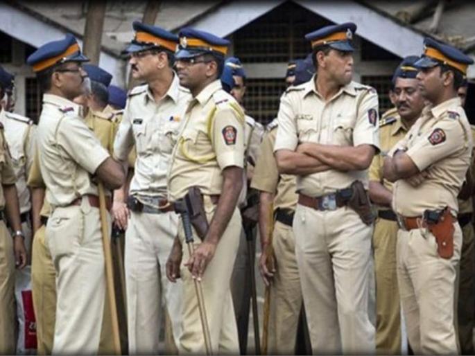 Crimes are solved in Maharashtra in 48 hours with the help of fingerprints | बोटांच्या ठशांवरून ४८ तासांत महाराष्ट्रात होतेय गुन्ह्यांची उकल Crimes are solved in Maharashtra in 48 hours with the help of fingerprints | बोटांच्या ठशांवरून ४८ तासांत महाराष्ट्रात होतेय गुन्ह्यांची उकल