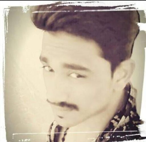 Infamous gangster murdered in Nagpur: Cenestyle chased and killed | नागपुरात कुख्यात गुंडाची हत्या : सिनेस्टाईल पाठलाग करून मारले Infamous gangster murdered in Nagpur: Cenestyle chased and killed | नागपुरात कुख्यात गुंडाची हत्या : सिनेस्टाईल पाठलाग करून मारले