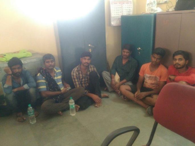 Due to Inactiveness of the police,Nihkil had to loss his life | पोलिसांनी कारवाई न केल्याने निखीलला गमवावा लागला जीव