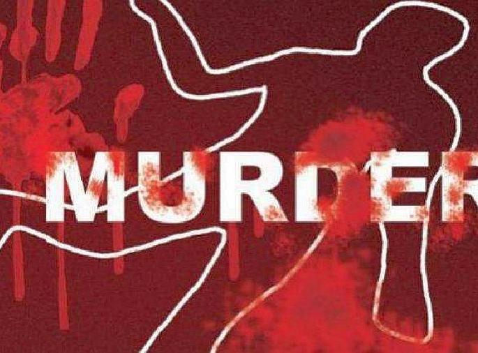 drunk man dies after being beaten by mother and brother in nagpur | घरगुती वादाचे धक्कादायक पर्यवसान; आई व भावाने केलेल्या मारहाणीत तरुणाचा मृत्यू drunk man dies after being beaten by mother and brother in nagpur | घरगुती वादाचे धक्कादायक पर्यवसान; आई व भावाने केलेल्या मारहाणीत तरुणाचा मृत्यू