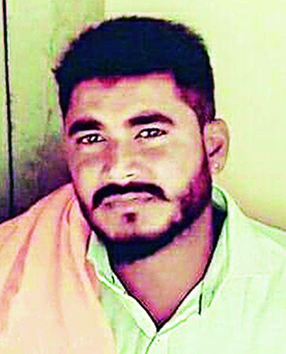 Tainted to election: Shiv Sena candidate's son in law killed | निवडणुकीला गालबोट : शिवसेना उमेदवाराच्या जावयाची हत्या Tainted to election: Shiv Sena candidate's son in law killed | निवडणुकीला गालबोट : शिवसेना उमेदवाराच्या जावयाची हत्या