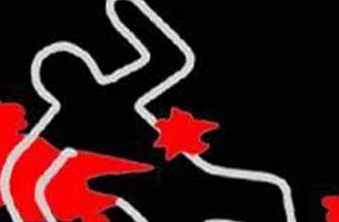 In Nagpur, an angry wife killed husband with bricks | नागपुरात संतप्त पत्नीने दारुड्या नवऱ्याला विटांनी ठेचले In Nagpur, an angry wife killed husband with bricks | नागपुरात संतप्त पत्नीने दारुड्या नवऱ्याला विटांनी ठेचले