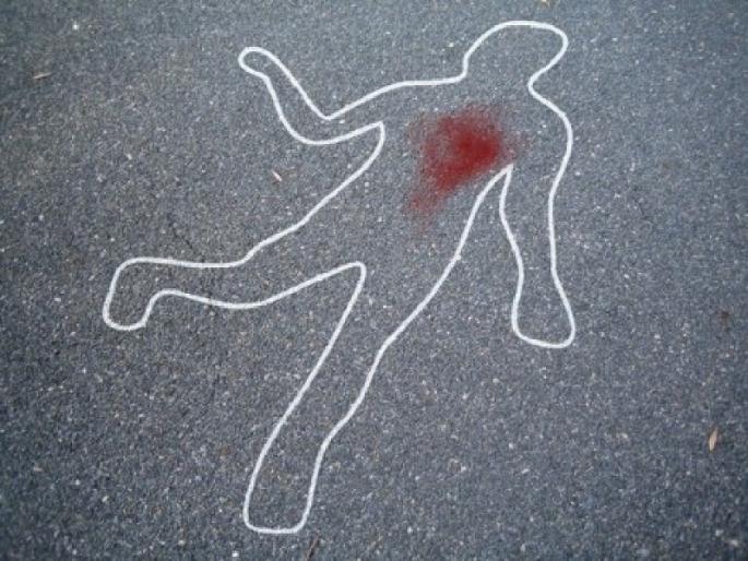 Delhi news, snatchers stabbed to death a man over opposing robbery delhi | दरोड्याला विरोध केल्याने हल्लेखोरांनी तरुणाची चाकूने भोसकून केली हत्या Delhi news, snatchers stabbed to death a man over opposing robbery delhi | दरोड्याला विरोध केल्याने हल्लेखोरांनी तरुणाची चाकूने भोसकून केली हत्या