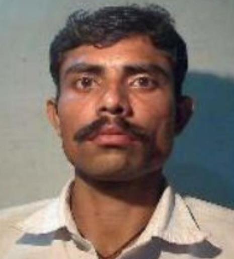 The prize to inform the cruel Palatkar | क्रूरकर्मा पालटकरची माहिती देणाऱ्यास बक्षीस The prize to inform the cruel Palatkar | क्रूरकर्मा पालटकरची माहिती देणाऱ्यास बक्षीस