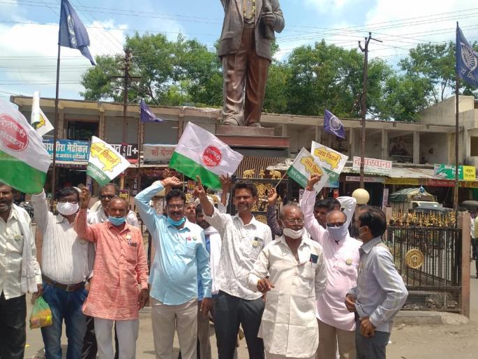 Movement in Murtijapur for a separate Vidarbha | वेगळ्या विदर्भासाठी मुर्तीजापूरात आंदोलन Movement in Murtijapur for a separate Vidarbha | वेगळ्या विदर्भासाठी मुर्तीजापूरात आंदोलन