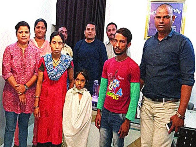 Three girls under 'smile'; The crime branch's success | ‘मुस्कान’अंतर्गत तीन मुलींची सुटका; गुन्हे शाखेचे यश Three girls under 'smile'; The crime branch's success | ‘मुस्कान’अंतर्गत तीन मुलींची सुटका; गुन्हे शाखेचे यश