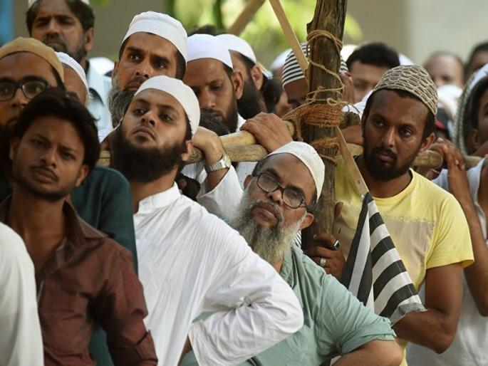 The distraction of transfer of assets of Muslim community; Government decision | मुस्लिम समाजाच्या मालमत्ता हस्तांतरणातील संभ्रम दूर; सरकारचा निर्णय The distraction of transfer of assets of Muslim community; Government decision | मुस्लिम समाजाच्या मालमत्ता हस्तांतरणातील संभ्रम दूर; सरकारचा निर्णय