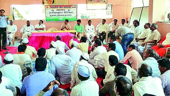During the year, make the district free of drought - Shantilal Mutha | वर्षभरात बुलडाणा जिल्हा दुष्काळमुक्त करू - शांतिलाल मुथा