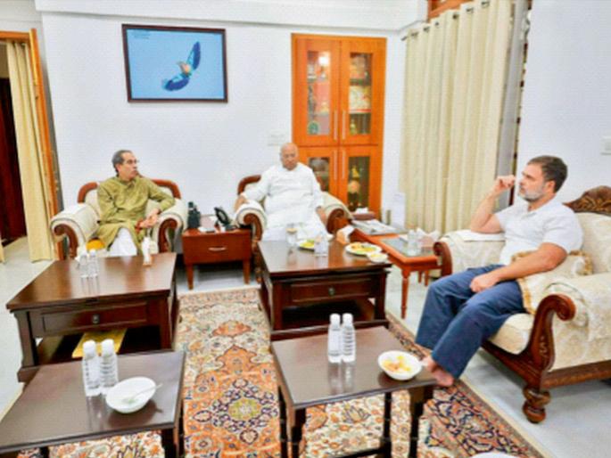 Mawia : a warroom; A strategy; Thackeray's discussion with Rahul Gandhi, Kharge regarding seat allocation in Vidhan Sabha | मविआ : एक वॉररूम; एक स्ट्रॅटेजी; विधानसभेच्या जागावाटपासंदर्भात ठाकरे यांची राहुल गांधी, खरगे यांच्याशी चर्चा Mawia : a warroom; A strategy; Thackeray's discussion with Rahul Gandhi, Kharge regarding seat allocation in Vidhan Sabha | मविआ : एक वॉररूम; एक स्ट्रॅटेजी; विधानसभेच्या जागावाटपासंदर्भात ठाकरे यांची राहुल गांधी, खरगे यांच्याशी चर्चा