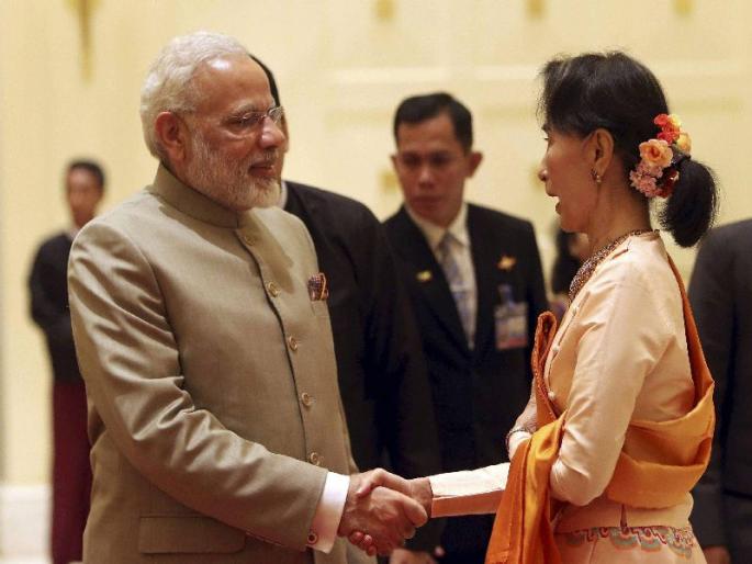 Myanmar's concern about violence in safeguarding, Modi's statement: Aung San Suu Kyi believed in gratitude | रखाइनमधील हिंसाचाराबाबत म्यानमारची चिंता योग्यच , मोदी यांचे निवेदन : आँग सान सू की यांनी मानले आभार Myanmar's concern about violence in safeguarding, Modi's statement: Aung San Suu Kyi believed in gratitude | रखाइनमधील हिंसाचाराबाबत म्यानमारची चिंता योग्यच , मोदी यांचे निवेदन : आँग सान सू की यांनी मानले आभार
