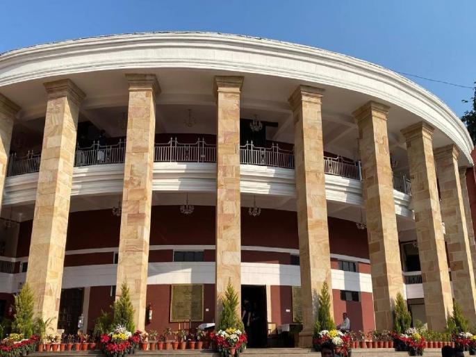 70 thousand families in Marathwada now have their own homes; Houses on 'Madat Mas' land will be regularized | मराठवाड्यातील ७० हजार कुटुंबांना आता हक्काचे घर; ‘मदत माश’ जमिनीवरील घरे नियमित होणार 70 thousand families in Marathwada now have their own homes; Houses on 'Madat Mas' land will be regularized | मराठवाड्यातील ७० हजार कुटुंबांना आता हक्काचे घर; ‘मदत माश’ जमिनीवरील घरे नियमित होणार