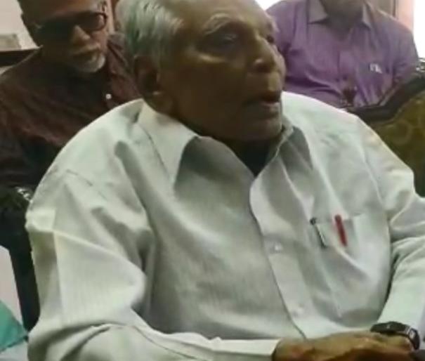 Almatti dam height against Pvt. Dr. N. D. We will take to the streets under the leadership of Patil | अलमट्टी धरण उंचीविरोधात प्रा. डॉ. एन. डी. पाटील यांच्या नेतृत्वाखाली रस्त्यांवर उतरू Almatti dam height against Pvt. Dr. N. D. We will take to the streets under the leadership of Patil | अलमट्टी धरण उंचीविरोधात प्रा. डॉ. एन. डी. पाटील यांच्या नेतृत्वाखाली रस्त्यांवर उतरू