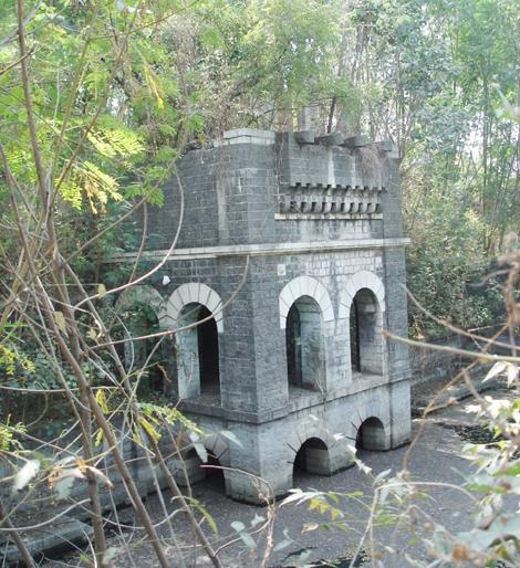 N. Solapur G. Nirvana will get 'break' | सोलापुरातील एन. जी. मिलच्या पाडकामास मनपा लावणार ‘ब्रेक’