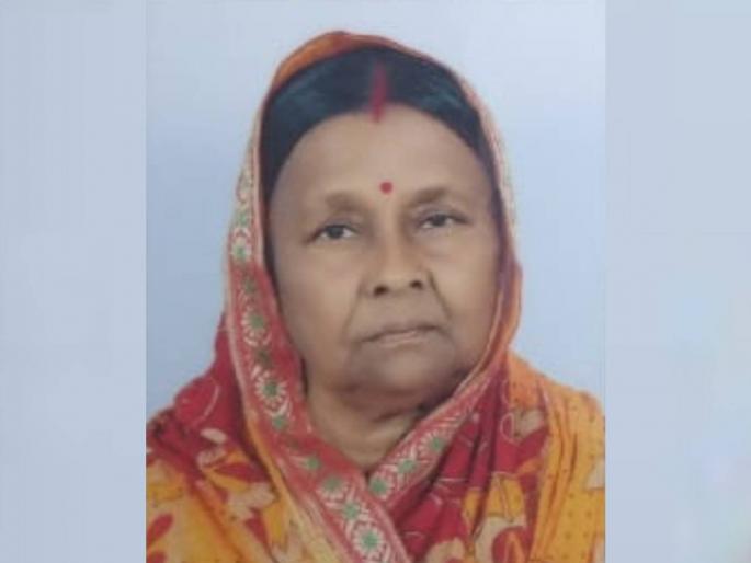 An old woman died in an elephant attack | हत्तीच्या भीतीने कुटुंब सैरावैरा... कळपाच्या तावडीत सापडून वृध्द महिला ठार An old woman died in an elephant attack | हत्तीच्या भीतीने कुटुंब सैरावैरा... कळपाच्या तावडीत सापडून वृध्द महिला ठार