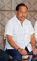 Cyclone Nisarga: Storm storm damage should be surveyed immediately, Narayan Rane meets District Collector | Cyclone Nisarga: वादळ नुकसानीचा तातडीने सर्व्हे करा, नारायण राणेंनी घेतली जिल्हाधिकाऱ्यांची भेट