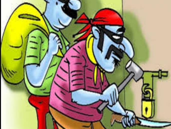 another burglary in beltarodi of nagpur, 2.45 lakh worth of goods stolen | बेलतरोडी झाले चोरट्यांचा अड्डा, आणखी एक घरफोडी another burglary in beltarodi of nagpur, 2.45 lakh worth of goods stolen | बेलतरोडी झाले चोरट्यांचा अड्डा, आणखी एक घरफोडी