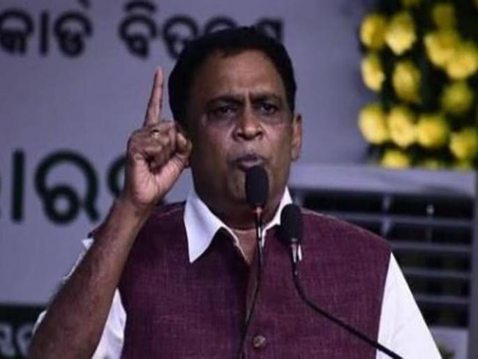 Odisha health minister killed in police firing, airlifted to Bhubaneswar, but could not save life | ओडिशाच्या आरोग्यमंत्र्यांचा पोलिसाच्या गोळीबारात मृत्यू, विमानाने भुवनेश्वरला हलविले, पण वाचू शकले नाहीत प्राण Odisha health minister killed in police firing, airlifted to Bhubaneswar, but could not save life | ओडिशाच्या आरोग्यमंत्र्यांचा पोलिसाच्या गोळीबारात मृत्यू, विमानाने भुवनेश्वरला हलविले, पण वाचू शकले नाहीत प्राण