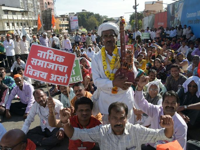 Nabhik Samaj should be included in Scheduled Castes; Morcha on the Legislative assembly | नाभिक समाजाचा अनुसूचित जातीमध्ये समावेश करा ; विधिमंडळावर धडकला मोर्चा