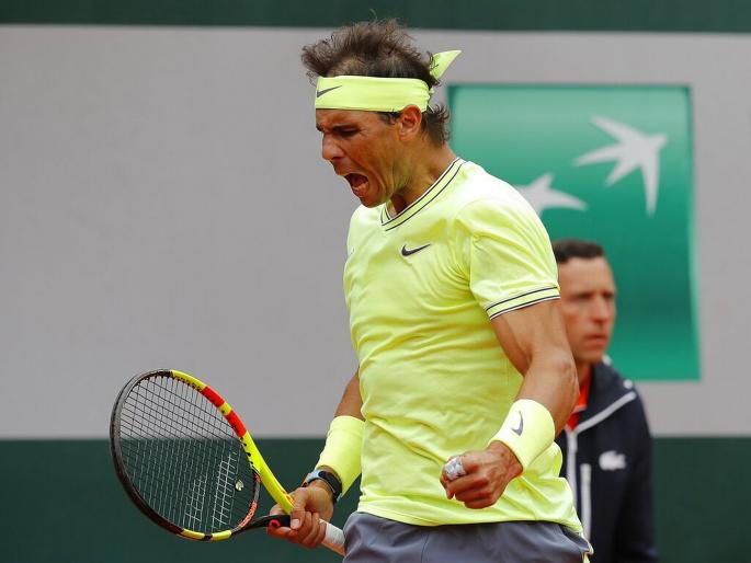 French Open Tennis 2019 : Rafael Nadal beat Roger Federer in French Open Semi | French Open 2019 : नदालला लाल मातीवर हरवणं अवघडच, सहाव्या प्रयत्नातही फेडरर अपयशी French Open Tennis 2019 : Rafael Nadal beat Roger Federer in French Open Semi | French Open 2019 : नदालला लाल मातीवर हरवणं अवघडच, सहाव्या प्रयत्नातही फेडरर अपयशी