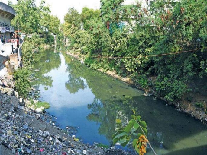 DPR in Nag River Revitalization Project changed many times in 11 years | नाग नदीच्या कामाचा पत्ता नाही, मनपाला सल्ले देणाऱ्यांचीच चांदी DPR in Nag River Revitalization Project changed many times in 11 years | नाग नदीच्या कामाचा पत्ता नाही, मनपाला सल्ले देणाऱ्यांचीच चांदी