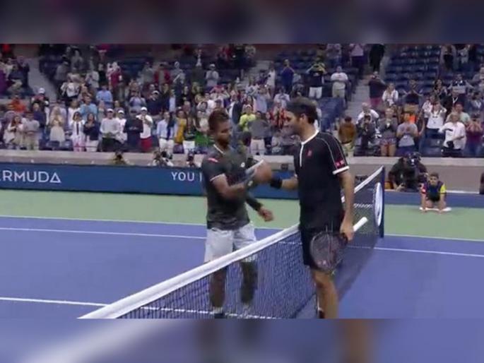 US Open Tennis : World No. 190 Sumit Nagal puts together a spirited performance against Roger Federer | US Open Tennis : भारताचा वीर टेनिस सम्राट फेडररला काँटे की टक्कर देतो तेव्हा... US Open Tennis : World No. 190 Sumit Nagal puts together a spirited performance against Roger Federer | US Open Tennis : भारताचा वीर टेनिस सम्राट फेडररला काँटे की टक्कर देतो तेव्हा...