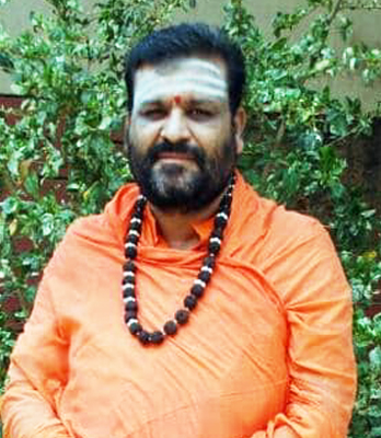 Another Maharaja's entry in Solapur district's politics | सोलापूर जिल्ह्याच्या राजकारणात आणखी एका महाराजांची एंट्री Another Maharaja's entry in Solapur district's politics | सोलापूर जिल्ह्याच्या राजकारणात आणखी एका महाराजांची एंट्री