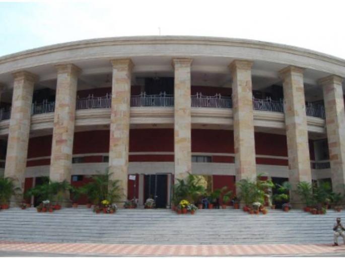 Confusion again about holding winter session in Nagpur; Postponement of temporary recruitment for work | हिवाळी अधिवेशन नागपुरात होण्याबाबत पुन्हा संभ्रम; कामकाजासाठी होणारी तात्पुरती पदभरती पुढे ढकलली Confusion again about holding winter session in Nagpur; Postponement of temporary recruitment for work | हिवाळी अधिवेशन नागपुरात होण्याबाबत पुन्हा संभ्रम; कामकाजासाठी होणारी तात्पुरती पदभरती पुढे ढकलली