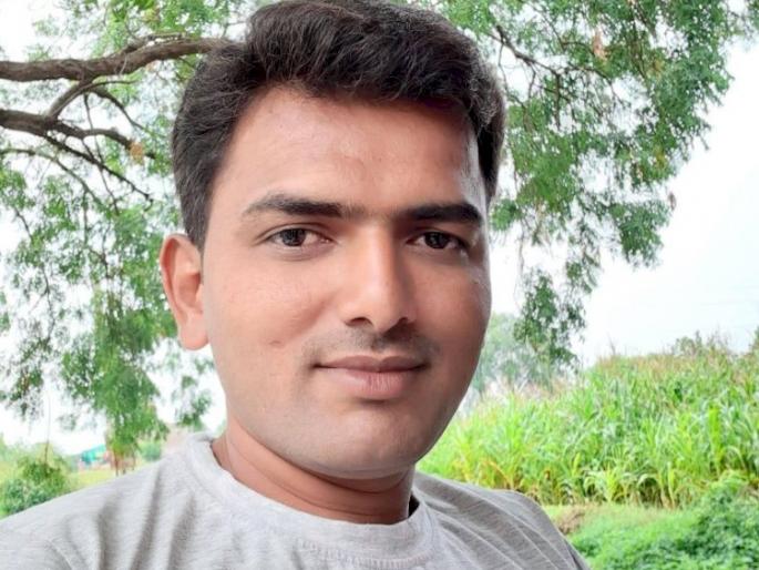 farmer death due to mismanagement of mahavitaran company in shrirampur | महावितरण कंपनीच्या गलथान कारभारामुळे शेतकऱ्याचा मृत्यू  farmer death due to mismanagement of mahavitaran company in shrirampur | महावितरण कंपनीच्या गलथान कारभारामुळे शेतकऱ्याचा मृत्यू