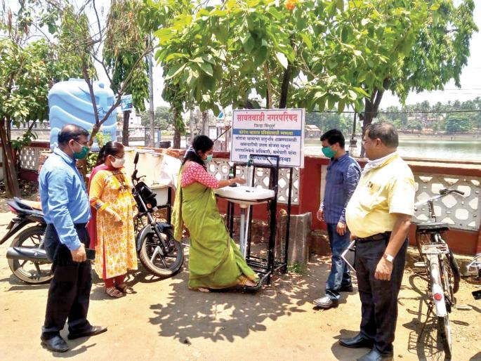 CoronaVirus Lockdown: Show cause notice to absent officers | CoronaVirus Lockdown : गैरहजर अधिकाऱ्यांना कारणे दाखवा नोटीस CoronaVirus Lockdown: Show cause notice to absent officers | CoronaVirus Lockdown : गैरहजर अधिकाऱ्यांना कारणे दाखवा नोटीस