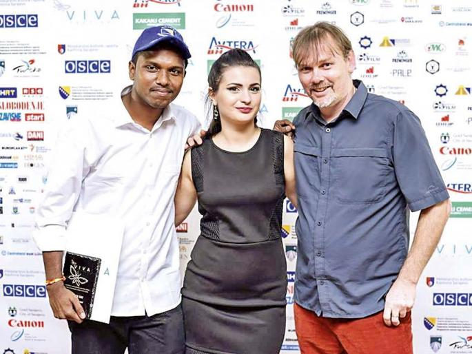 Motwadi to Sarajevo | मोटेवाडी ते साराजेवो...दिसाड दिस बदलत गेलेली एक अनुभव कथा Motwadi to Sarajevo | मोटेवाडी ते साराजेवो...दिसाड दिस बदलत गेलेली एक अनुभव कथा