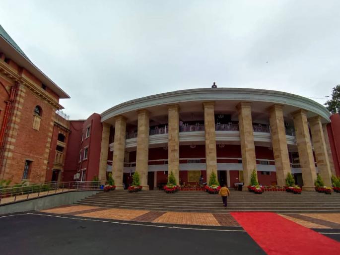 Chief Minister, Minister also now under Lokayukta Bill passed in Legislative Council | मुख्यमंत्री, मंत्रीदेखील आता लोकायुक्तांच्या कक्षेत; विधान परिषदेत विधेयक मंजूर Chief Minister, Minister also now under Lokayukta Bill passed in Legislative Council | मुख्यमंत्री, मंत्रीदेखील आता लोकायुक्तांच्या कक्षेत; विधान परिषदेत विधेयक मंजूर