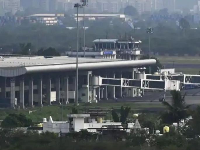 Tall buildings in the airport area, landing and take-off, the danger is being ignored | विमानतळ परिसरातील उंच-उंच इमारती, लँडिंग अन् टेक ऑफ, धोका होत आहे दुर्लक्षित