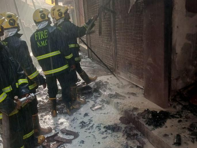 Nagpur: Fire breaks out at a paint godown in Itwari, Nagpur | Nagpur: नागपूरच्या इतवारीतील पेंटच्या गोदामाला आग