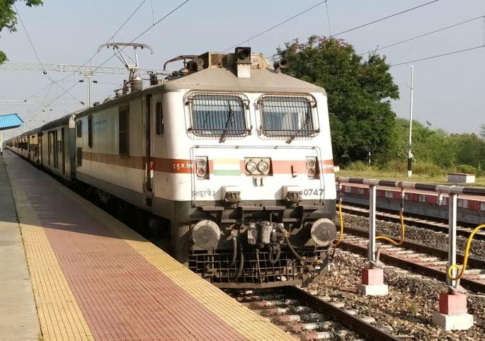 Nagpur-Madgaon festival special train from Friday | नागपुर –मडगांव उत्सव विशेष गाडी शुक्रवारपासून Nagpur-Madgaon festival special train from Friday | नागपुर –मडगांव उत्सव विशेष गाडी शुक्रवारपासून