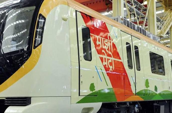 The file in the second phase of the Nagpur Metro Rail was stuck for 10 months | नागपूर मेट्रो रेल्वेच्या दुसऱ्या टप्प्यातील फाईल १० महिन्यांपासून अडकली The file in the second phase of the Nagpur Metro Rail was stuck for 10 months | नागपूर मेट्रो रेल्वेच्या दुसऱ्या टप्प्यातील फाईल १० महिन्यांपासून अडकली